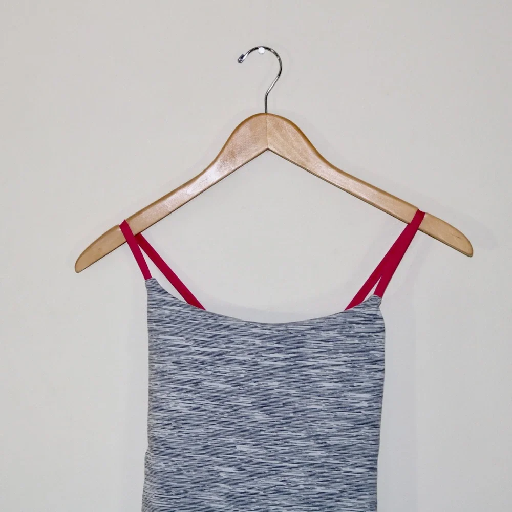 Lululemon Dancing Warrior Tank (Wee Are From Space Silver Spoon/Jewelled Magent)